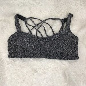 Lululemon Free To Be Serene Bra Women Size 8 Twill Black White Strappy Gym Yoga
